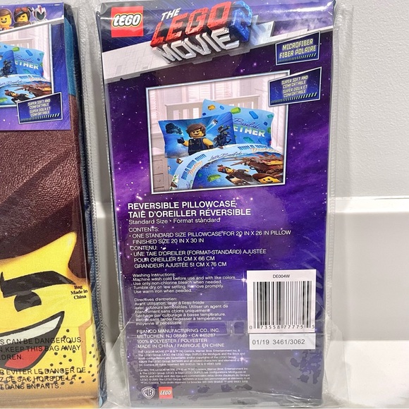 🟤2/$25 NEW The Lego Movie 2 “Let’s Build Together” Pillowcase - Picture 2 of 3